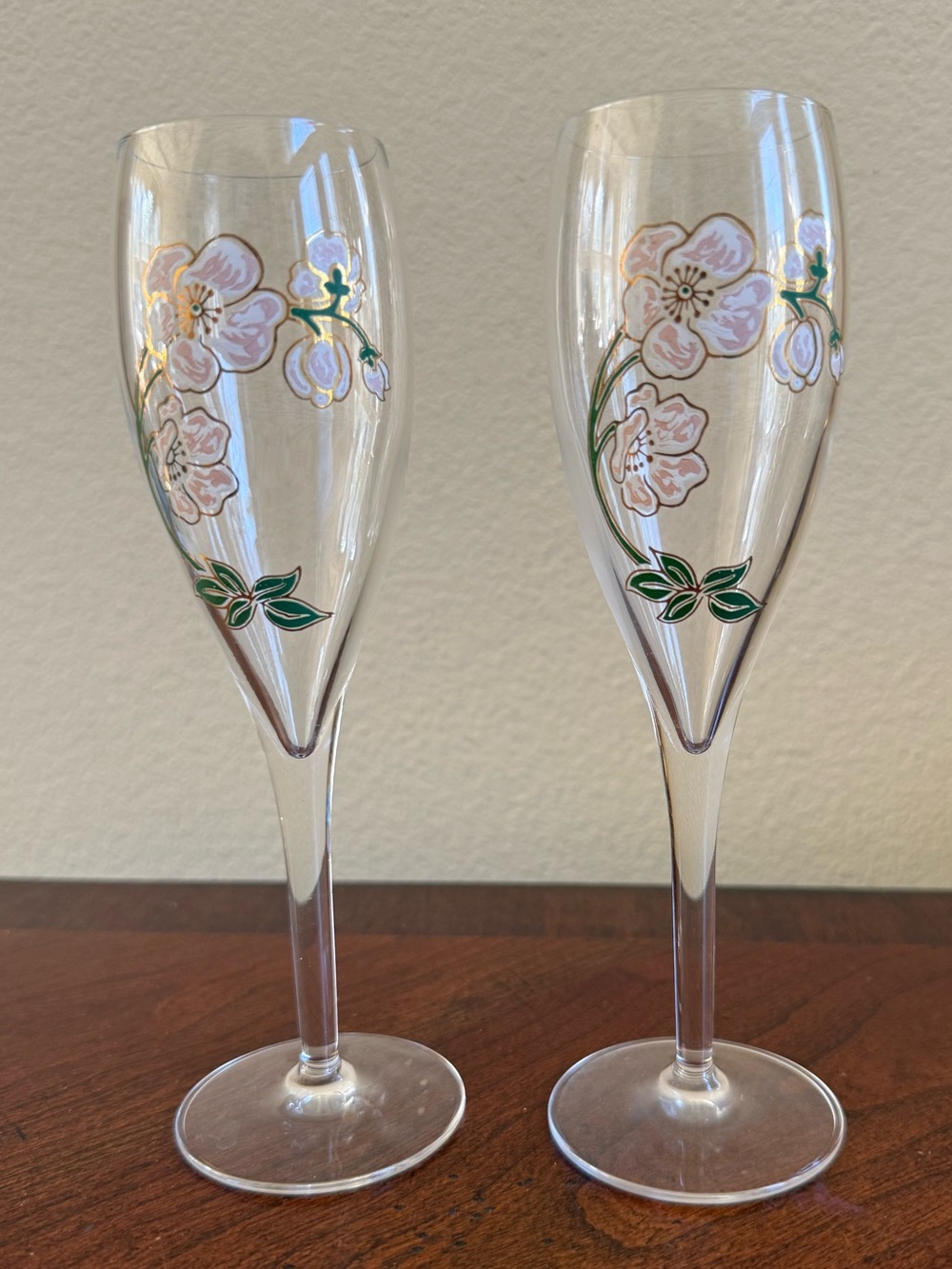 Pair of Vintage 90s   Perrrier Jouet  anemone flower champagne glasses